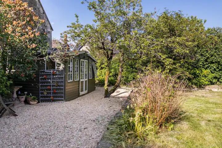 The Lodge - A Tranquil Escape Atworth 외부 사진